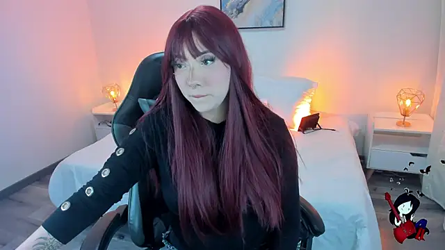 Snapshot of Noahcryptic chatting on October 8, 2025, 6:11 am Noahcryptic online show from October 8, 2025, 6:11 am