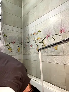 MartaBrent online show from December 15, 2025, 8:24 pm