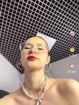 Snapshot of MartaBrent chatting on June 11, 2026, 4:49 pm MartaBrent online show from June 11, 2026, 4:49 pm