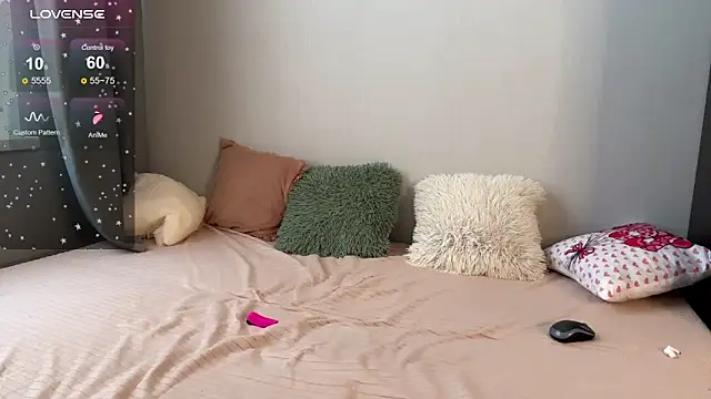 Snapshot of dan_diana chatting on March 14, 2026, 10:42 am dan diana online show from March 14, 2026, 10:42 am