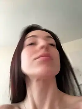 SakuraSara online show from March 7, 2026, 3:47 am