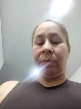 Snapshot of Nala1986 chatting on December 16, 2025, 2:44 pm Nala1986 online show from December 16, 2025, 2:44 pm