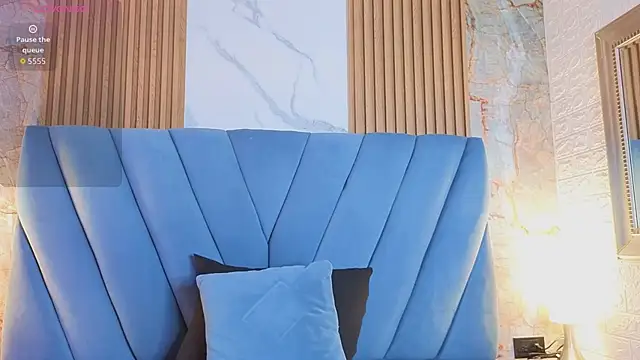 nathalia koch  online show from April 15, 2026, 7:58 pm