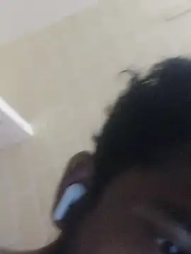 Snapshot of Chloe_1122 chatting on February 20, 2025, 1:57 am Chloe 1122 online show from February 20, 2025, 1:57 am