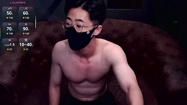 Snapshot of asiantwinkz chatting on June 7, 2026, 9:13 am asiantwinkz online show from June 7, 2026, 9:13 am