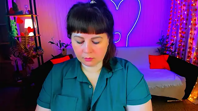 CrystaalStaar online show from March 31, 2026, 7:47 pm