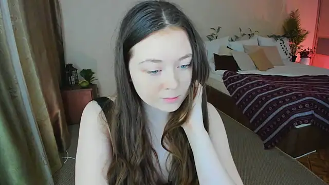 AlluringLookk online show from February 7, 2026, 10:30 am