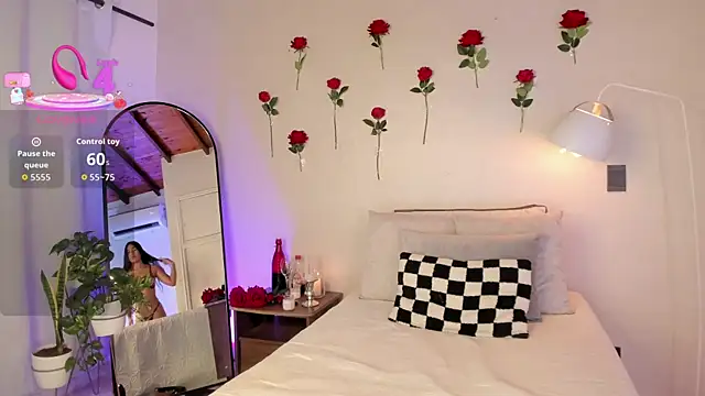 JannaFoxx  online show from October 24, 2025, 7:54 pm