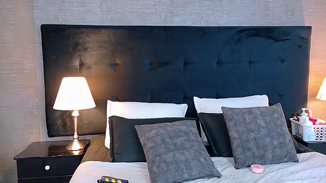 SophiaSummer online show from March 30, 2026, 7:59 pm