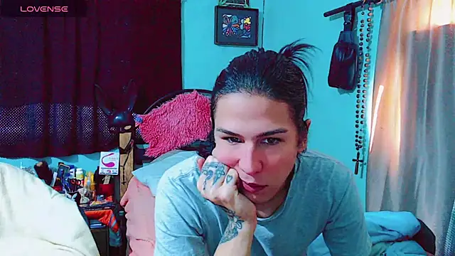 Azley sweet online show from December 4, 2024, 1:31 pm