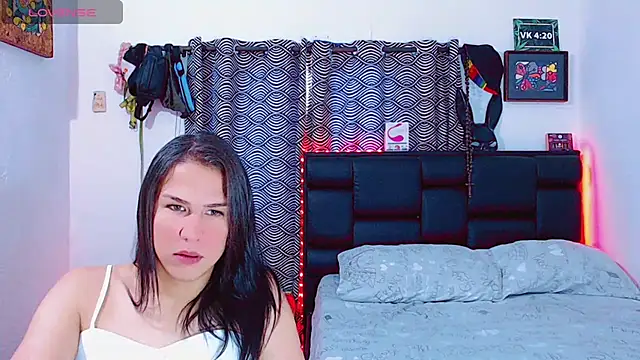 Azley sweet online show from November 19, 2025, 2:50 pm