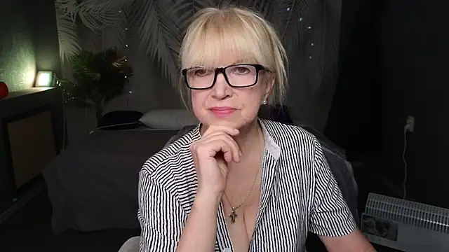 Sabina Ros online show from November 25, 2025, 11:10 am