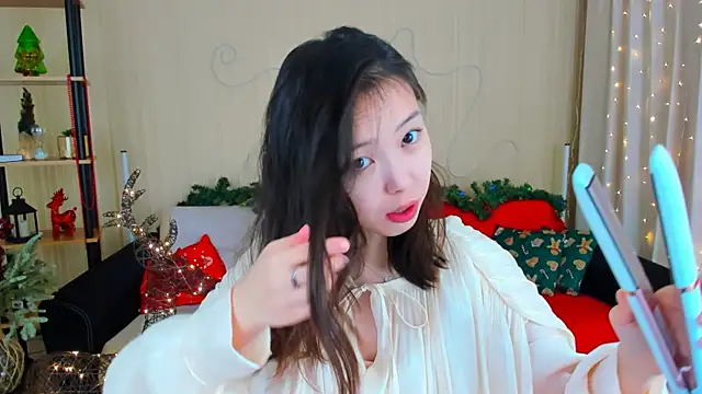 SoulHarmoonyy online show from December 21, 2025, 4:19 am