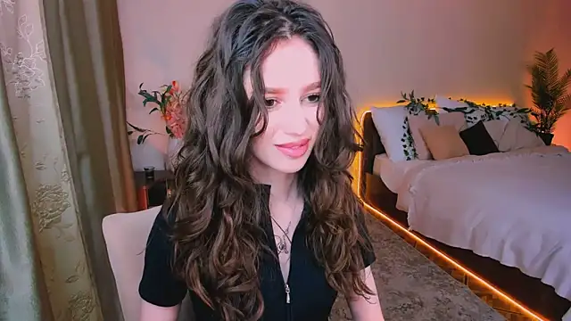 ChristinaConteeree online show from September 29, 2025, 7:30 pm