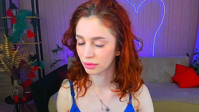 Snapshot of ChristinaConteeree chatting on May 28, 2026, 11:07 am ChristinaConteeree online show from May 28, 2026, 11:07 am