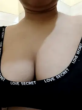 Pihu Love09 online show from February 20, 2026, 5:48 am