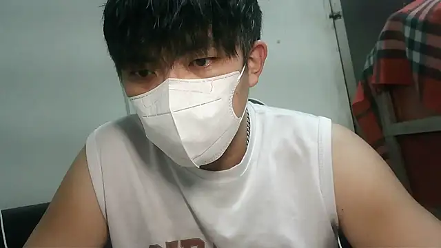 bigbb101011 online show from November 27, 2025, 1:24 pm