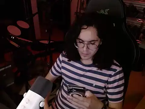 Snapshot of dorrey21 chatting on September 10, 2025, 3:28 am dorrey21 online show from September 10, 2025, 3:28 am