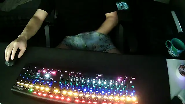 Snapshot of solooboy18 chatting on September 21, 2025, 4:41 pm solooboy18 online show from September 21, 2025, 4:41 pm