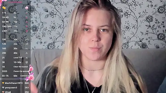 Snapshot of AngelAnty chatting on January 16, 2026, 2:10 pm AngelAnty online show from January 16, 2026, 2:10 pm