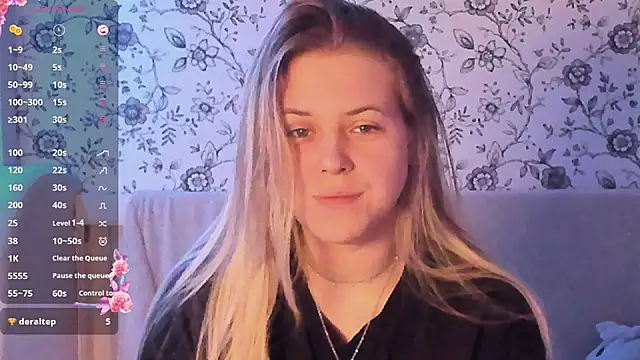 Snapshot of AngelAnty chatting on January 17, 2026, 2:11 pm AngelAnty online show from January 17, 2026, 2:11 pm