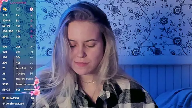 Snapshot of AngelAnty chatting on February 7, 2026, 3:27 pm AngelAnty online show from February 7, 2026, 3:27 pm