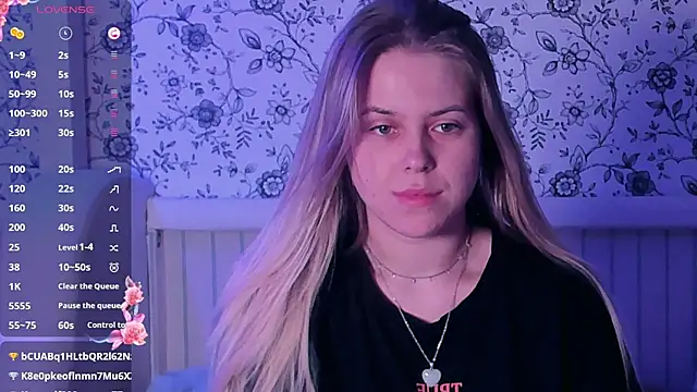 Snapshot of AngelAnty chatting on March 1, 2026, 3:58 pm AngelAnty online show from March 1, 2026, 3:58 pm