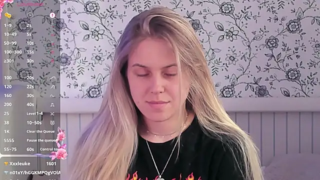 Snapshot of AngelAnty chatting on March 8, 2026, 1:26 pm AngelAnty online show from March 8, 2026, 1:26 pm