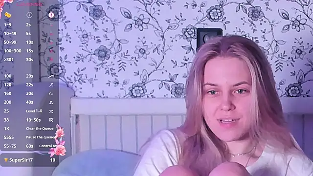 Snapshot of AngelAnty chatting on April 5, 2026, 5:43 pm AngelAnty online show from April 5, 2026, 5:43 pm