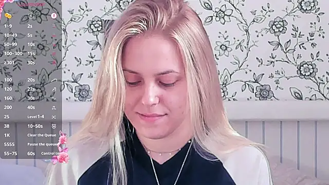 Snapshot of AngelAnty chatting on April 9, 2026, 2:22 pm AngelAnty online show from April 9, 2026, 2:22 pm