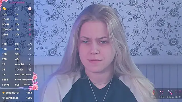 Snapshot of AngelAnty chatting on April 13, 2026, 3:06 pm AngelAnty online show from April 13, 2026, 3:06 pm