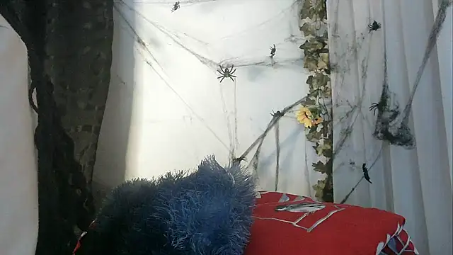Snapshot of angelainparis28 chatting on October 14, 2025, 6:03 am angelainparis28 online show from October 14, 2025, 6:03 am