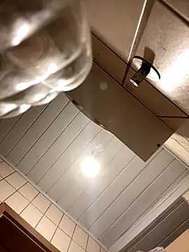 irimiea1729 online show from October 4, 2025, 9:18 am