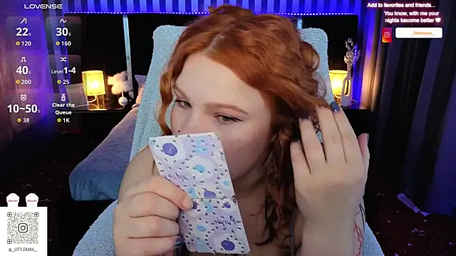 Clumsy Nana online show from October 3, 2025, 6:38 pm