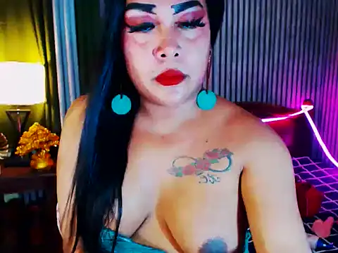 Snapshot of CumFactoryLuna chatting on May 20, 2026, 12:11 pm CumFactoryLuna online show from May 20, 2026, 12:11 pm