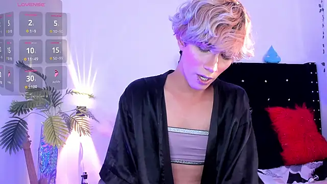 Cooperrosscute233 online show from February 9, 2026, 9:52 pm