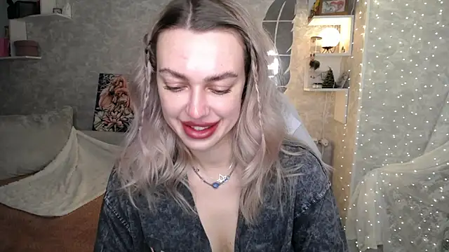 Snapshot of NickyAdamidi chatting on January 16, 2026, 3:16 pm NickyAdamidi online show from January 16, 2026, 3:16 pm