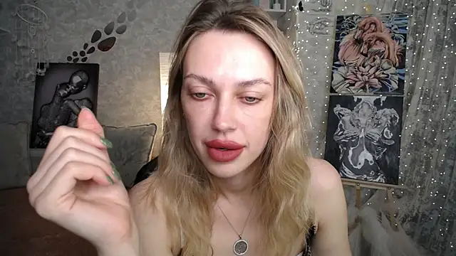 Snapshot of NickyAdamidi chatting on June 10, 2026, 10:41 pm NickyAdamidi online show from June 10, 2026, 10:41 pm