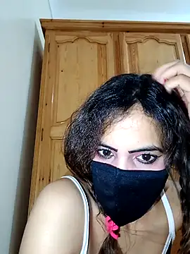 Snapshot of ghadiraa chatting on February 6, 2026, 1:10 am ghadiraa online show from February 6, 2026, 1:10 am