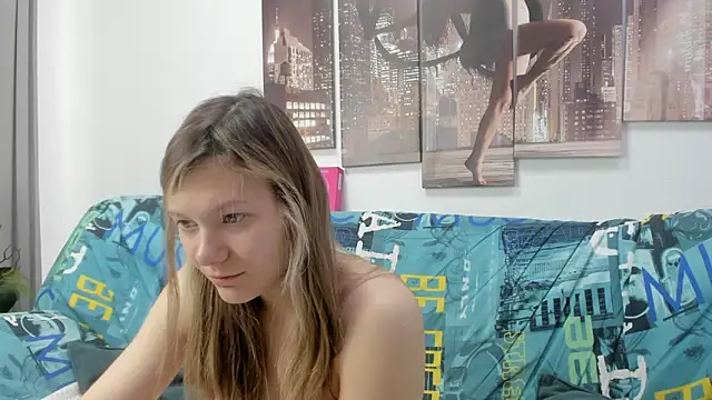 Sunny Sammy online show from November 13, 2025, 1:26 am