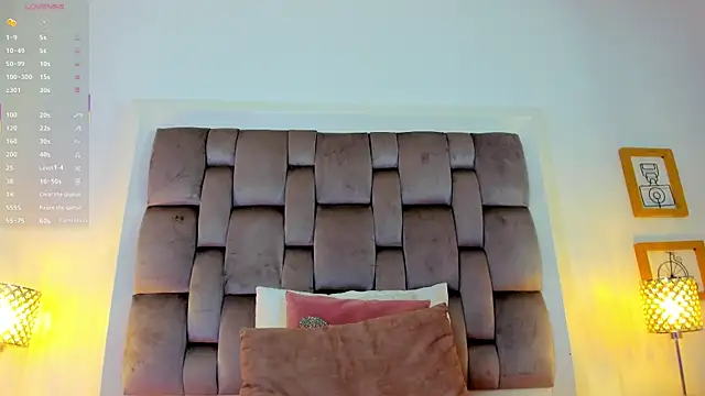 HarleyQueen666 online show from October 13, 2025, 11:10 am