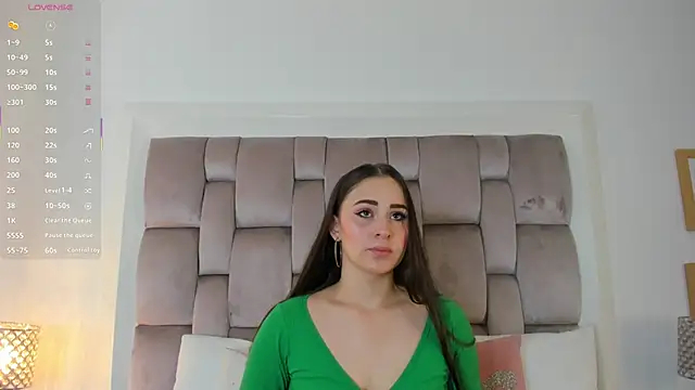 HarleyQueen666 online show from October 24, 2025, 10:55 am