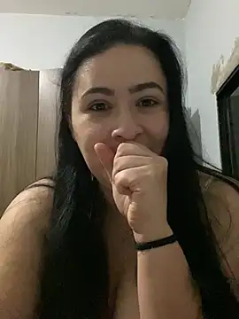 IvettSt  online show from April 4, 2026, 4:22 am