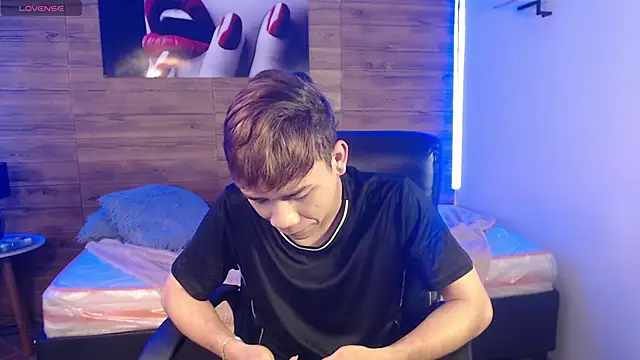 nathanclay online show from February 8, 2026, 7:06 pm