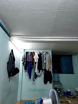 Snapshot of BabySweet-18 chatting on April 12, 2026, 12:43 pm BabySweet-18 online show from April 12, 2026, 12:43 pm