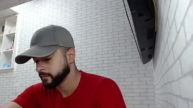 BombeiroHotx online show from April 7, 2026, 9:15 pm