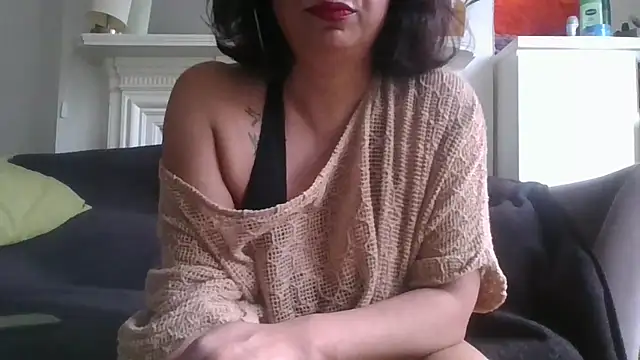 Snapshot of Tara-Kandy chatting on May 30, 2026, 7:00 pm Tara-Kandy online show from May 30, 2026, 7:00 pm