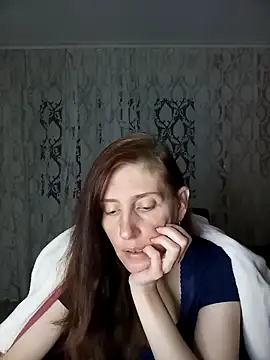 CandiCole online show from November 8, 2025, 3:07 am