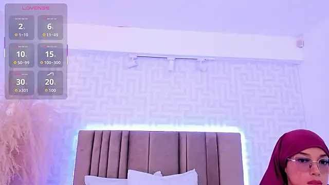 naishaa  online show from April 7, 2026, 6:30 pm