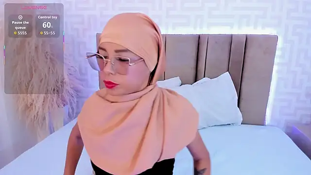 Snapshot of naishaa_ chatting on June 11, 2026, 5:11 pm naishaa online show from June 11, 2026, 5:11 pm